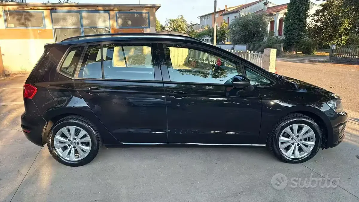 Usata VW Golf VII Executive 116 CV (85 kW) 2017 Nero Berlina