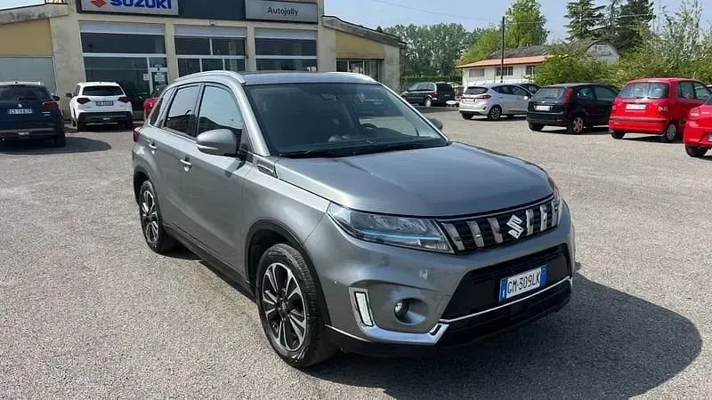 Usata Suzuki Vitara 129 CV (94 kW) 2023 Grigio SUV