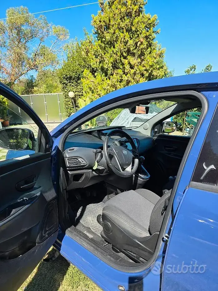 Usata Lancia Ypsilon 80 CV (58 kW) 2017 Utilitaria