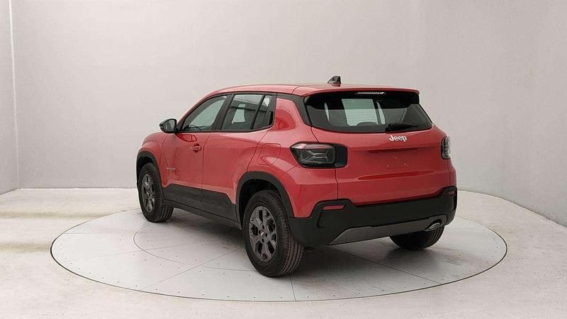 Usata Jeep Avenger Longitude 101 CV (74 kW) 2024 Rosso SUV