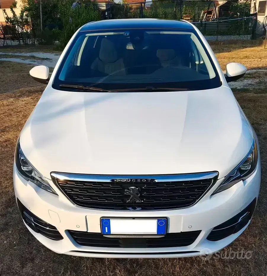 Usata Peugeot 308 Business-Line 120 CV (88 kW) 2017 Bianco Berlina