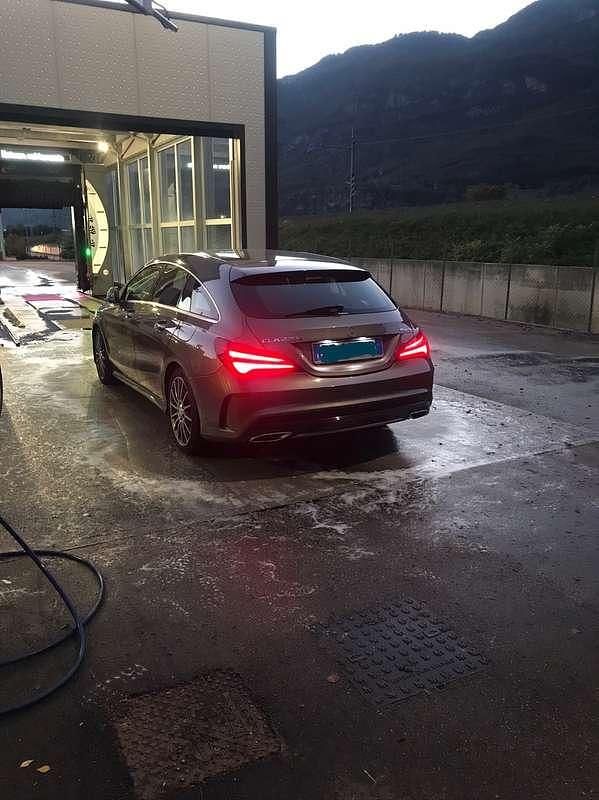 Usata Mercedes CLA220 Shooting Brake Premium 177 CV (130 kW) 2016 Grigio Station wagon