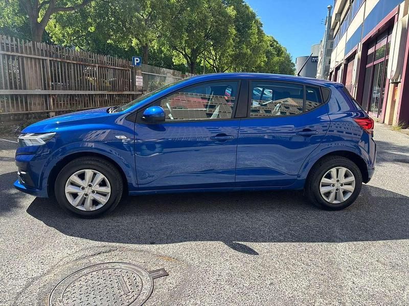 Usata Dacia Sandero Comfort 91 CV (66 kW) 2023 Blu iron Berlina