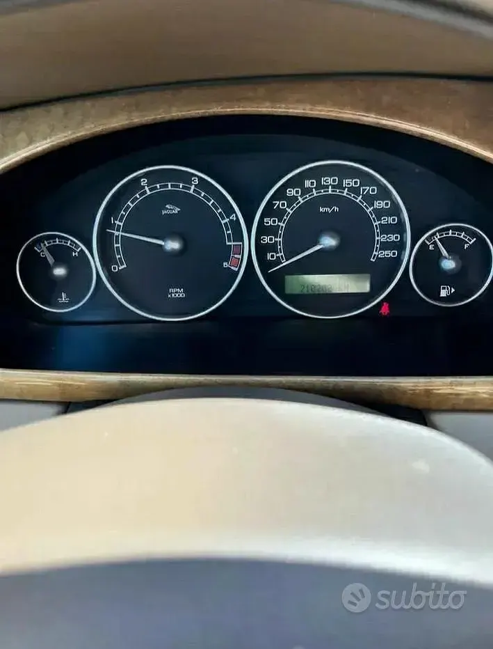 Usata Jaguar X-type 130 CV (95 kW) 2004 Nero Station wagon