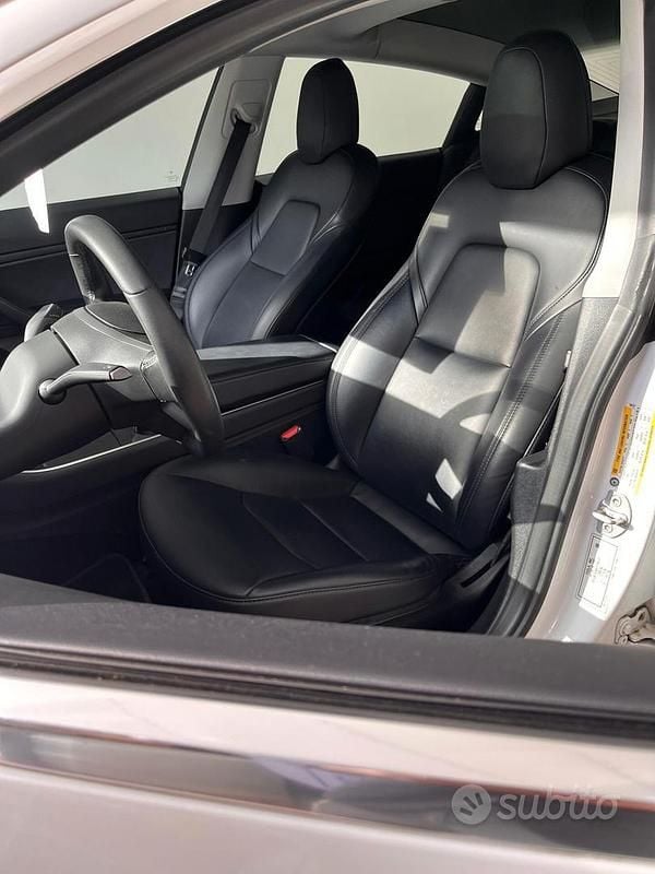 Usata Tesla Model 3 Standard Range 239 kW (325 CV) 2020 Bianco Berlina