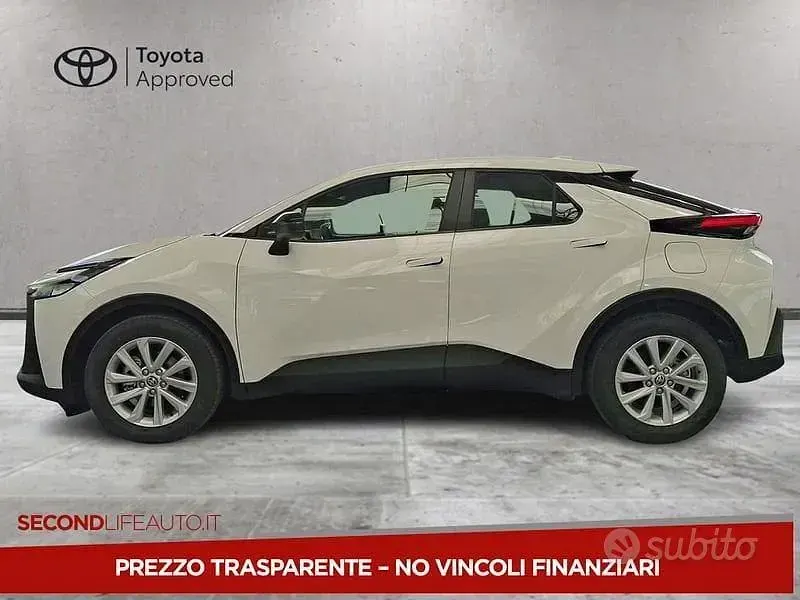 Nuova Toyota C-HR Active 140 CV (102 kW) 2026 Bianco SUV
