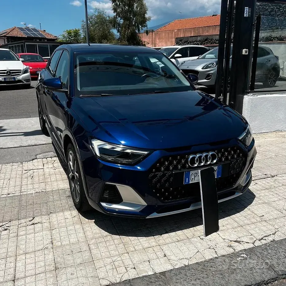Usata Audi A1 110 CV (80 kW) 2023 Blu SUV
