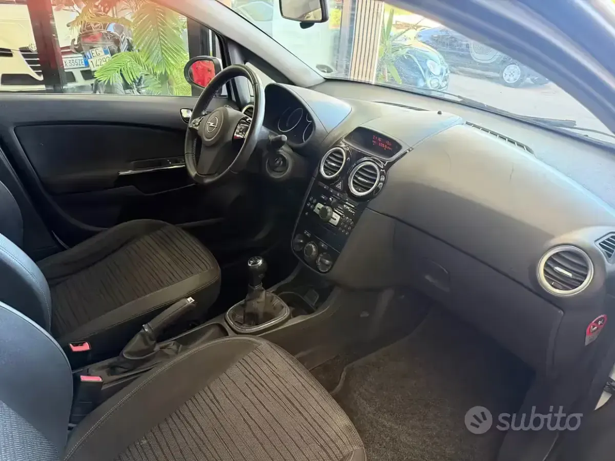Usata Opel Corsa 85 CV (62 kW) 2015 Bianco Utilitaria