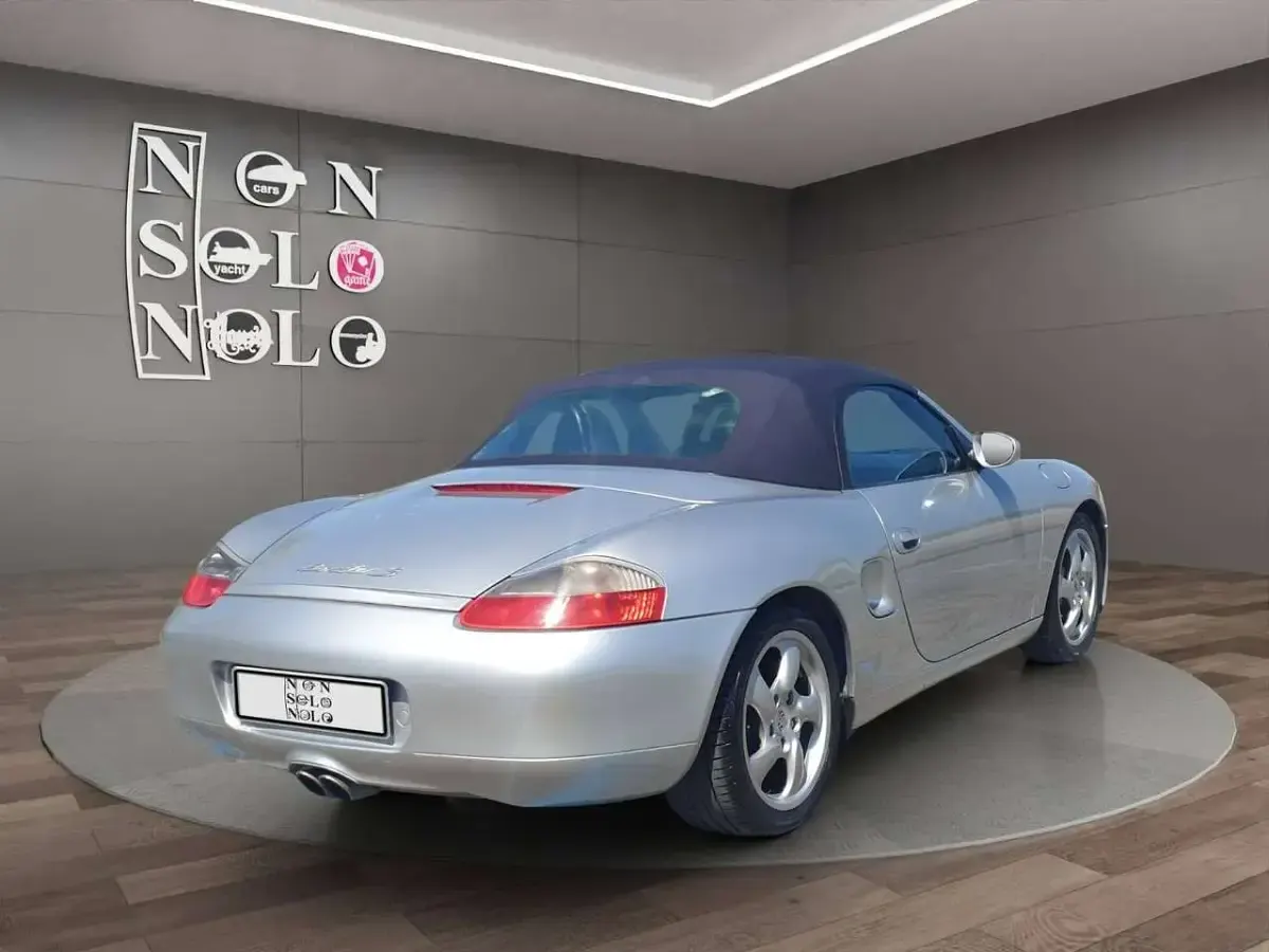 Usata Porsche 986 Boxster 252 CV (185 kW) 2000 Argento Cabrio