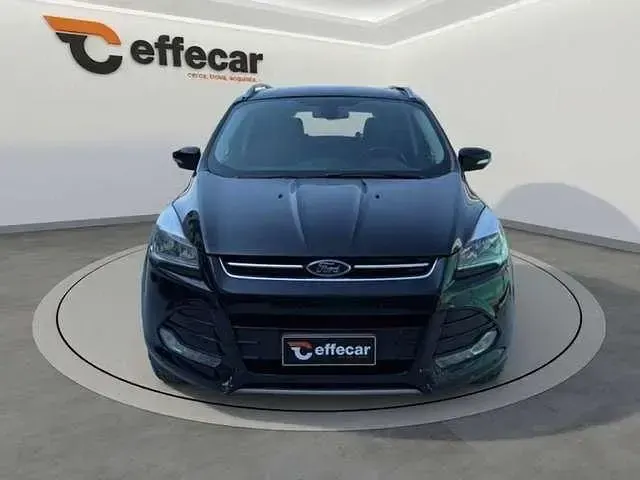 Usata Ford Kuga Titanium 140 CV (102 kW) 2013 Nero SUV