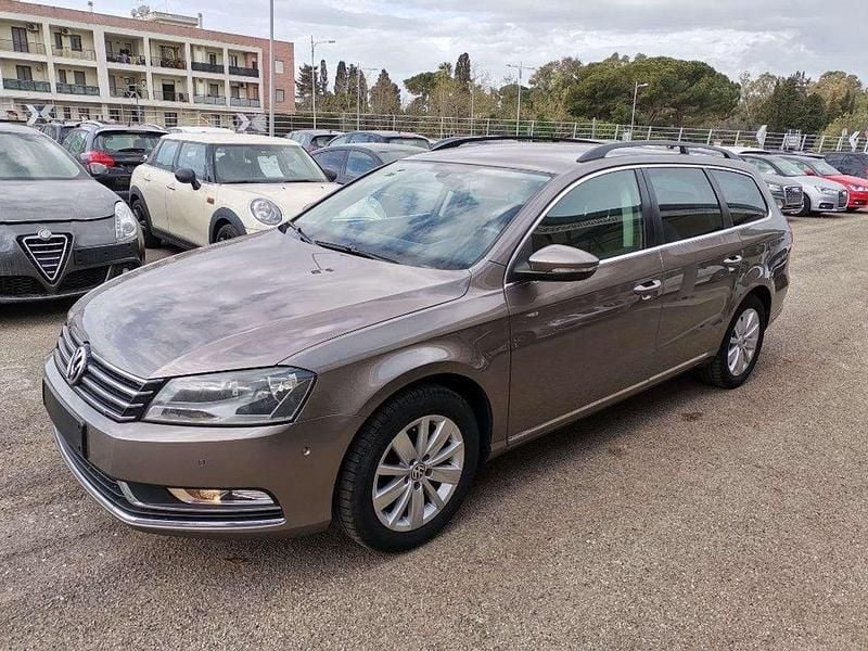 Usata VW Passat Comfortline 150 CV (110 kW) 2011 Grigio Station wagon
