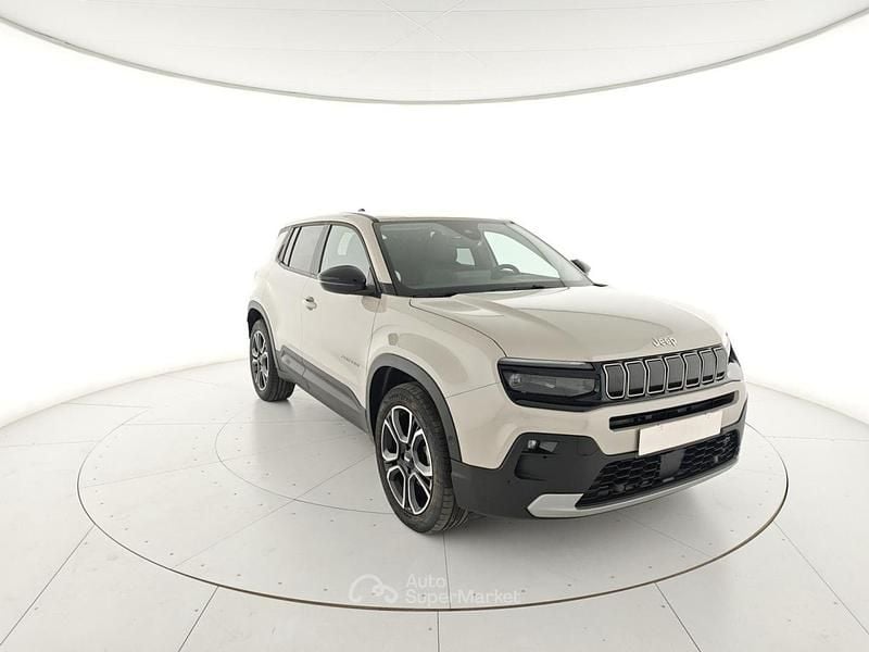 Usado Jeep Avenger Summit 101 HP (74 kW) 2025 SUV