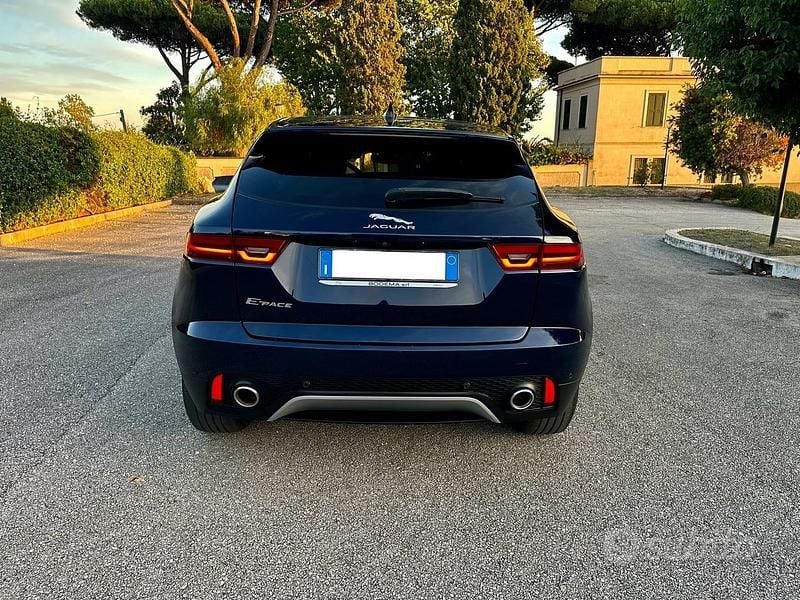 Usata Jaguar E-Pace R-Dynamic 200 CV (147 kW) 2022 Nero SUV