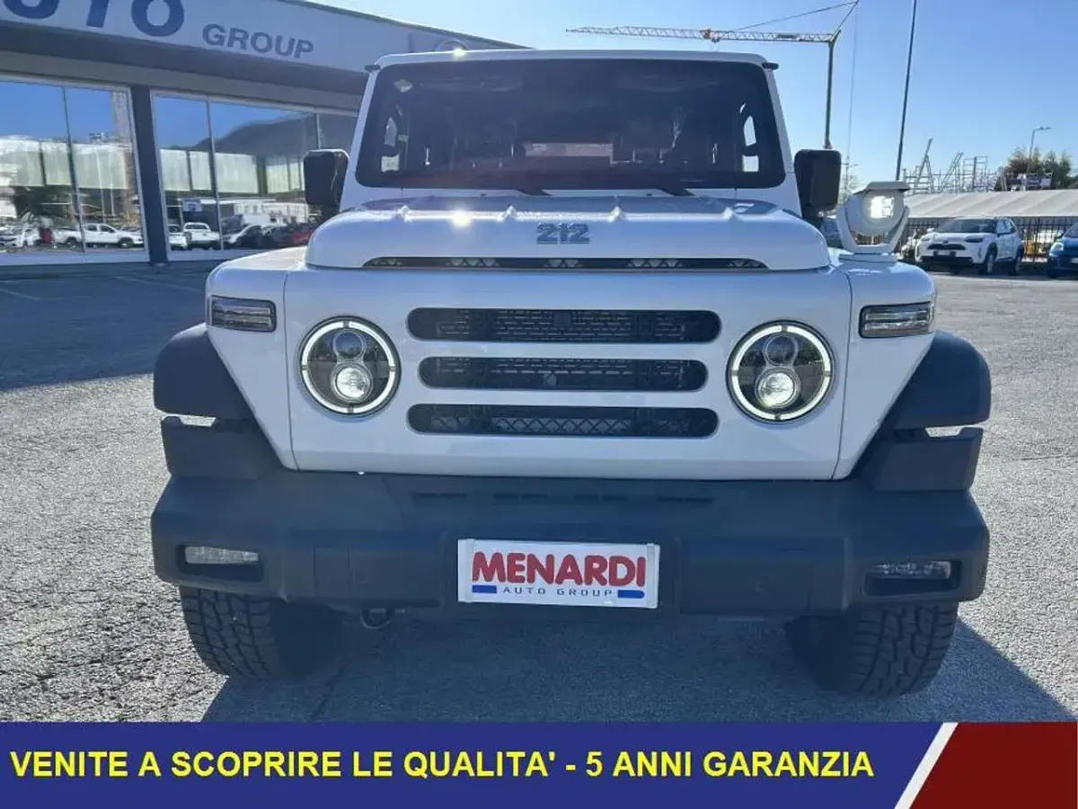 Nuova EMC 212 166 CV (122 kW) 2026 Bianco SUV