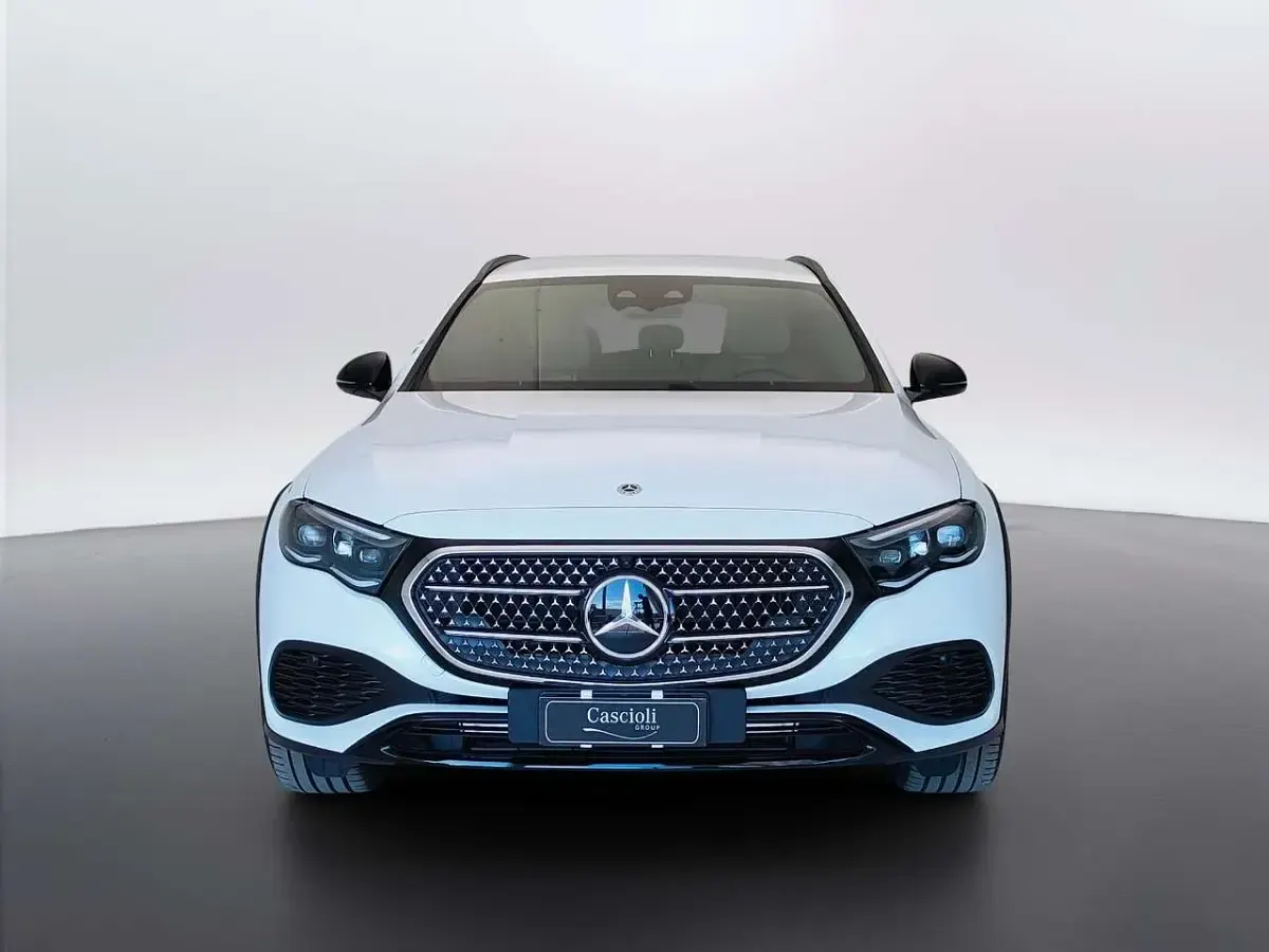 Nuova Mercedes E220 Premium 197 CV (144 kW) 2026 Bianco Station wagon
