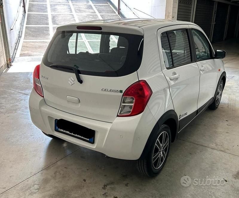 Usata Suzuki Celerio 68 CV (50 kW) 2017 Bianco Utilitaria