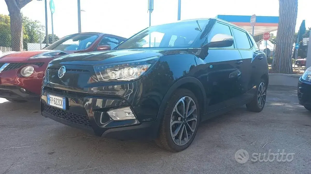 Usata SsangYong Tivoli 115 CV (84 kW) 2018 Nero SUV