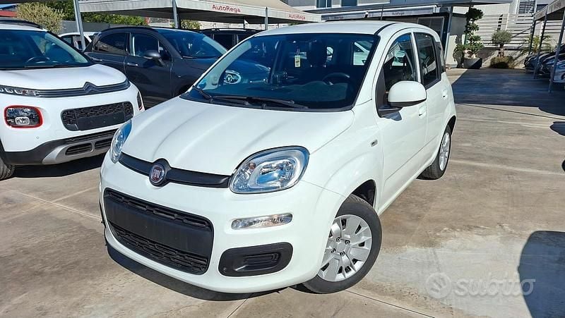 Bianco Usata 2020 Fiat Panda Lounge Berlina | 8500 € (Super prezzo) - Immagine 1/4
