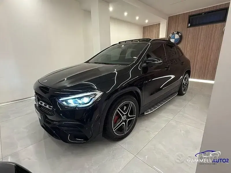 Usata Mercedes GLA200 Premium 150 CV (110 kW) 2021 Nero SUV