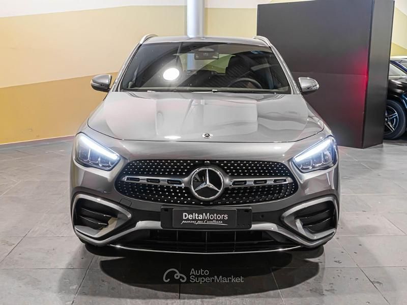 Nuova Mercedes GLA250 162 CV (119 kW) 2026 Gray SUV