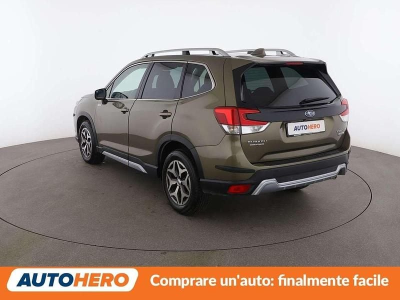 Usata Subaru Forester Style 150 CV (110 kW) 2023 Verde SUV