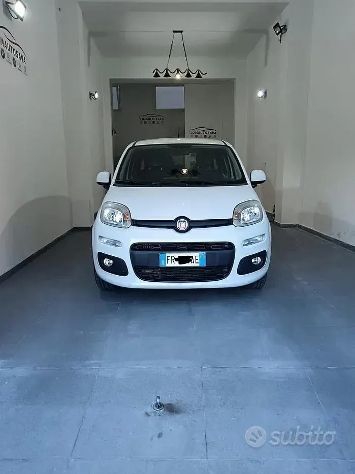 Usata Fiat Panda Lounge 95 CV (69 kW) 2018 Bianco Utilitaria