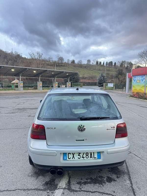 Usata VW Golf IV Highline 204 CV (150 kW) 2002 Berlina