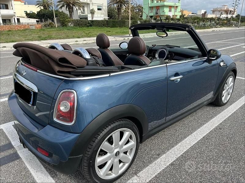 Usata Mini Cooper S Cabriolet 184 CV (135 kW) 2010 Blu/azzurro Cabrio
