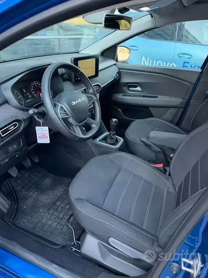 Usata Dacia Sandero 100 CV (73 kW) 2023 Blu Utilitaria