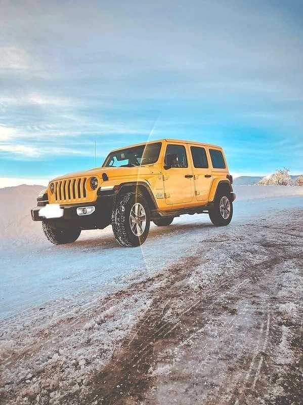 Usata Jeep Wrangler Unlimited Sahara 200 CV (147 kW) 2020 Giallo SUV