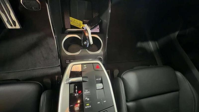 Usata BMW X2 300 CV (220 kW) 2024 Saphirschwarz metallic SUV