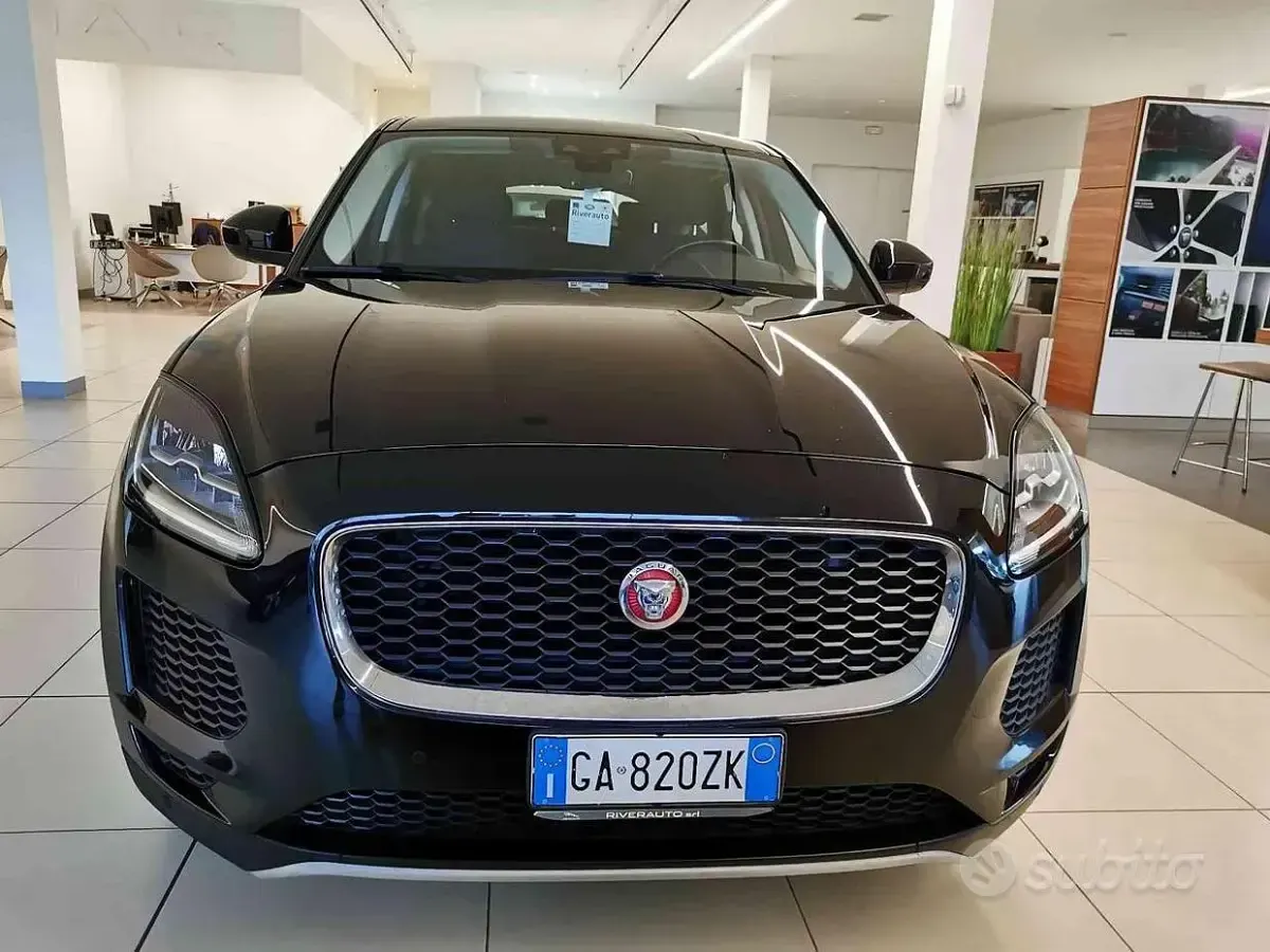 Usata Jaguar E-Pace 150 CV (110 kW) 2020 Nero SUV