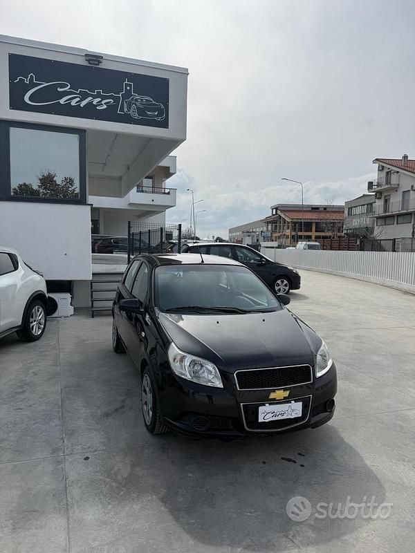 Usata Chevrolet Aveo LS 84 CV (61 kW) 2011 Nero Berlina