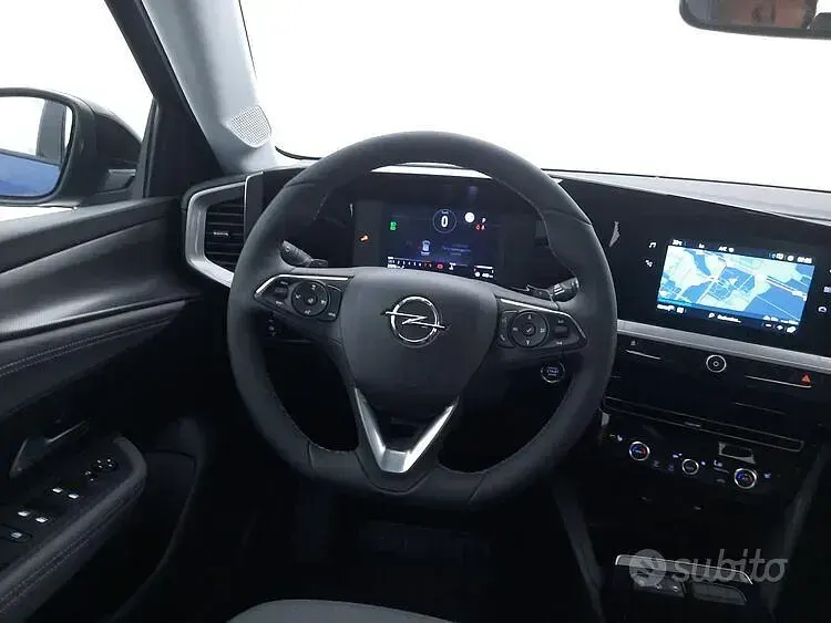 Usata Opel Mokka 131 CV (96 kW) 2024 Bluazzurro SUV