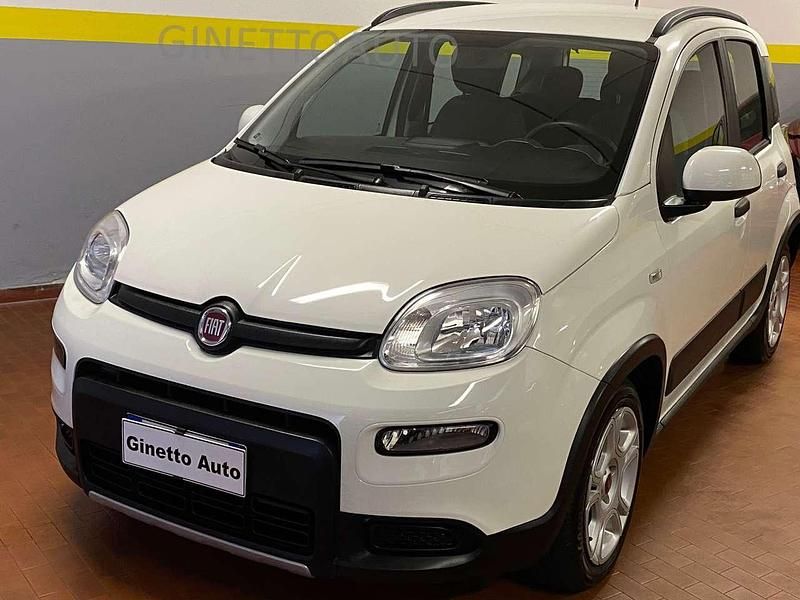 Bianco Usata 2023 Fiat Panda City Life Due volumi | 12.600 € (Cara) - Immagine 1/4