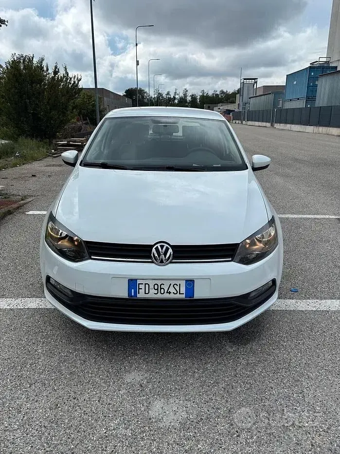 Usata VW Polo Trendline 60 CV (44 kW) 2016 Bianco Berlina