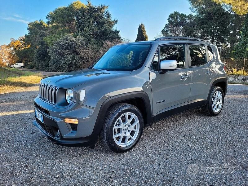 Grigio Usata 2022 Jeep Renegade Limited SUV | 17.500 € (Buon prezzo) - Immagine 1/4