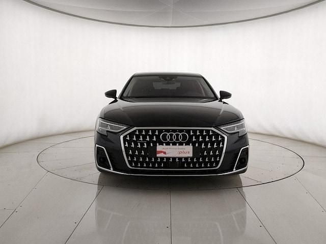 Usata Audi A8 Ambiente 286 CV (210 kW) 2025 Blu firmamento metallizzato Berlina