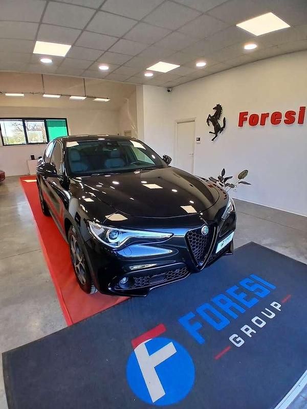 Usata Alfa Romeo Stelvio Sprint 190 CV (139 kW) 2022 Nero SUV