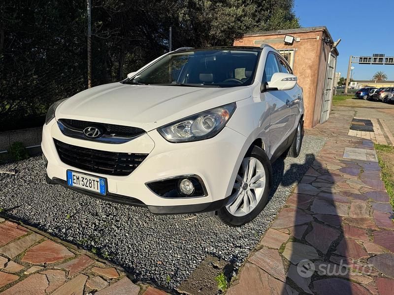 Usata Hyundai ix35 Comfort 184 CV (135 kW) 2012 Bianco SUV