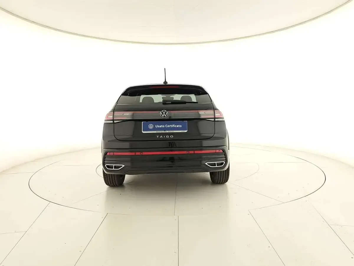 Usata VW Taigo R-line 116 CV (85 kW) 2025 Deep black perlato SUV