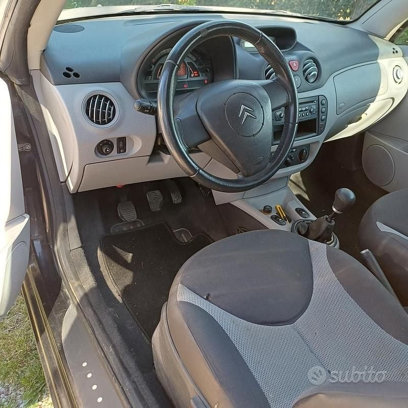 Usata Citroën C3 70 CV (51 kW) 2005 Nero Cabrio
