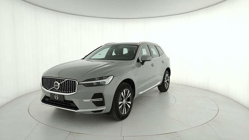 Vapour grey Nuova 2025 Volvo XC60 Core SUV | 49.900 € (Buon prezzo) - Immagine 1/4
