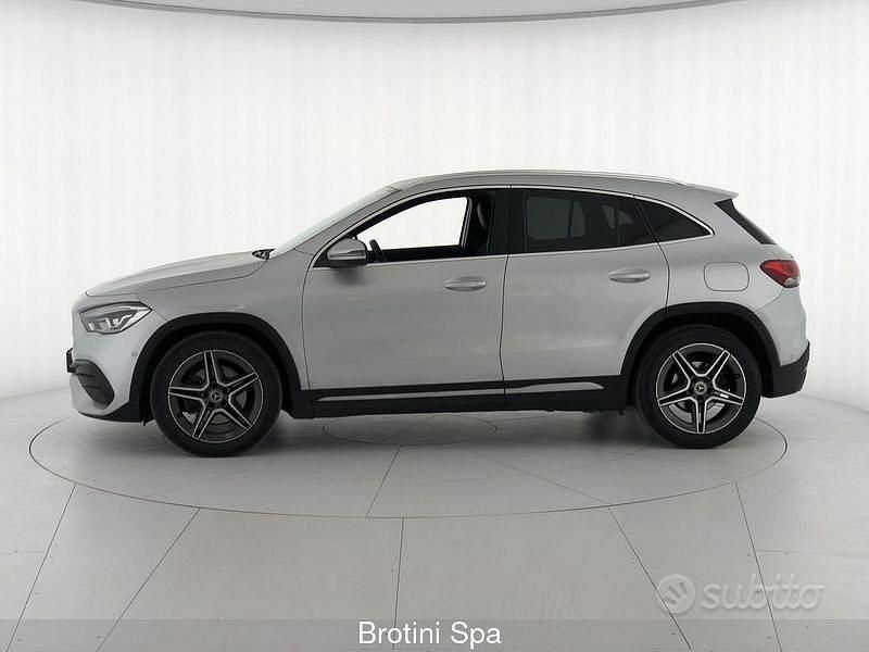 Usata Mercedes GLA200 Business 150 CV (110 kW) 2021 SUV