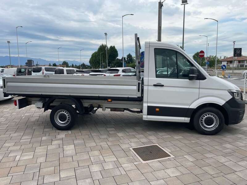 Usata VW Crafter 140 CV (102 kW) 2022 Bianco Furgone