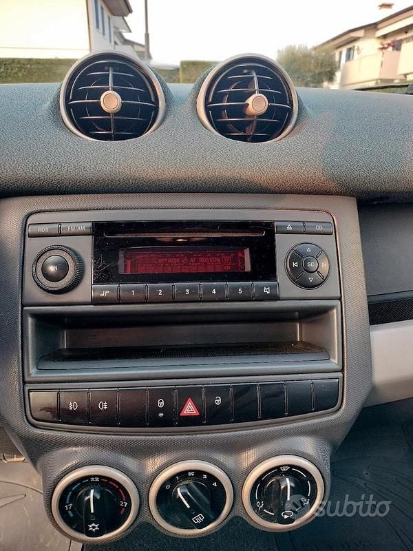 Usata Smart ForFour 75 CV (55 kW) 2005 Nero Utilitaria