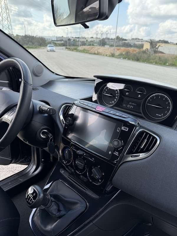 Usata Lancia Ypsilon Silver 69 CV (50 kW) 2022 Utilitaria