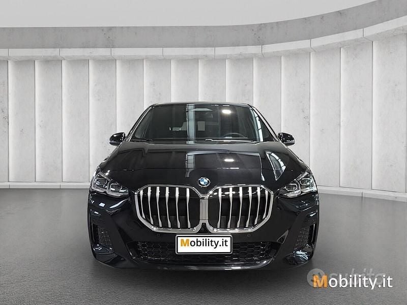 Usado BMW 218 Active Tourer Comfort Edition 150 CV (110 kW) 2024 Negro Monovolumen