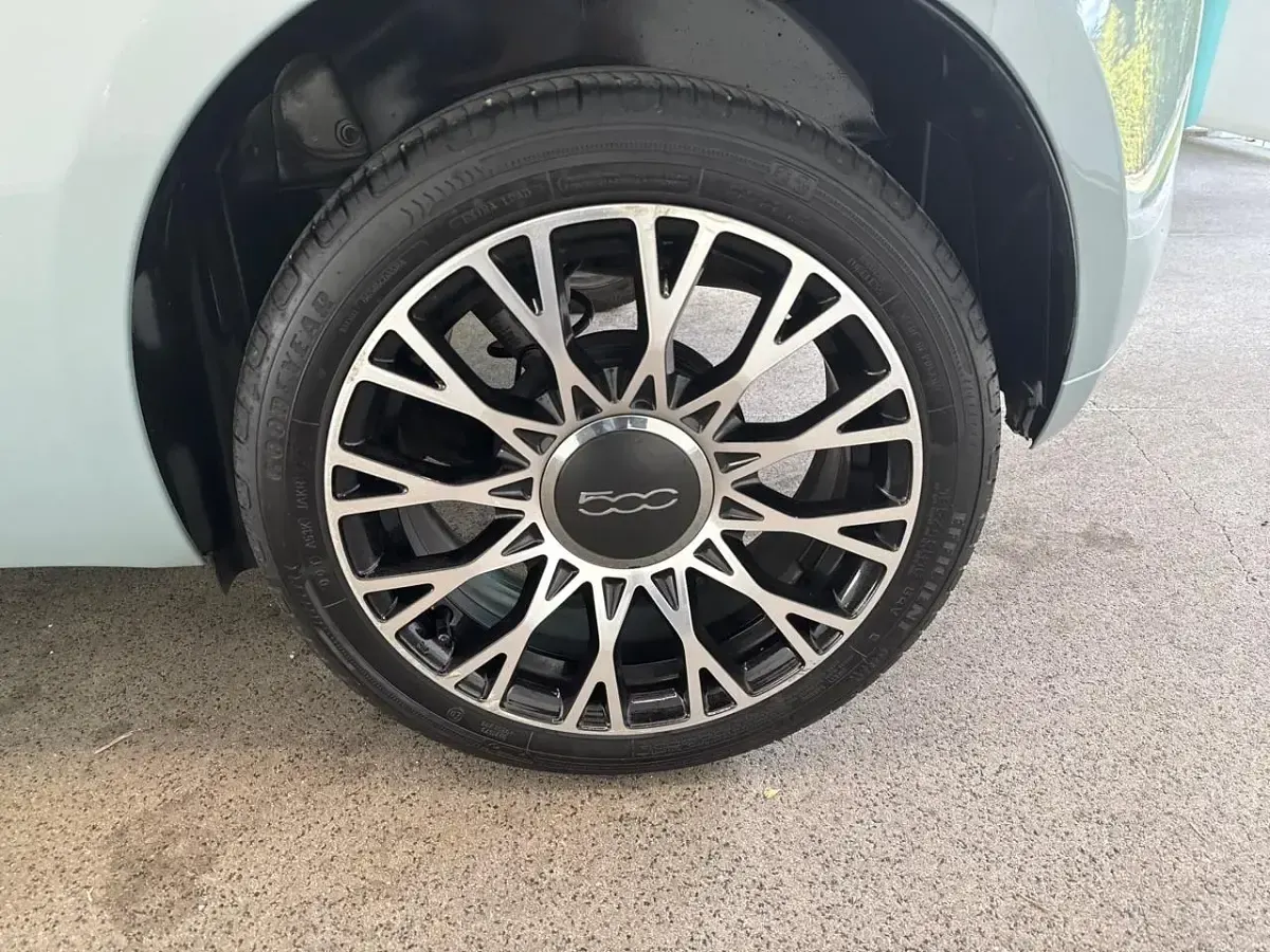Usata Fiat 500 Dolcevita 70 CV (51 kW) 2023 Bianco Utilitaria