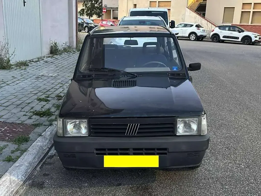 Usata Fiat Panda Young 39 CV (28 kW) 1998 Nero Berlina